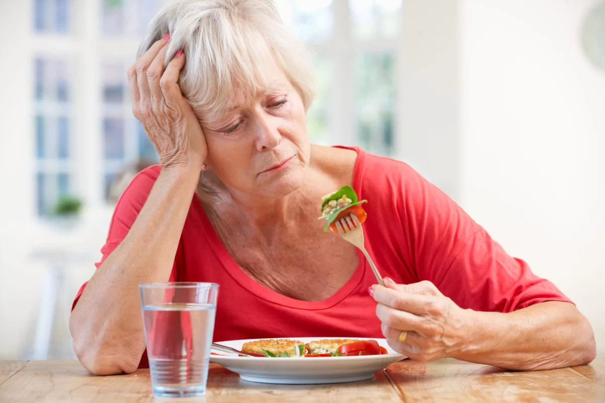 【医案】经方治疗妇人不欲食